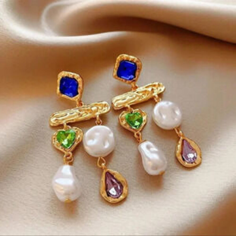 Royal Crystal Pearl Earrings